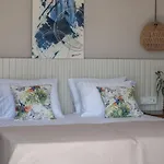 Delight Luxury - Contemporary Elegance & Tranquility, By Zantewize * Pandokrátor
