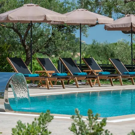 Delight Luxury - Contemporary Elegance & Tranquility, By Zantewize Vilă