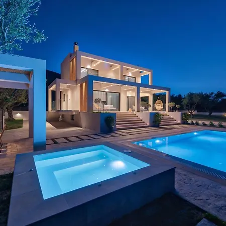 Delight Luxury - Contemporary Elegance & Tranquility, By Zantewize *