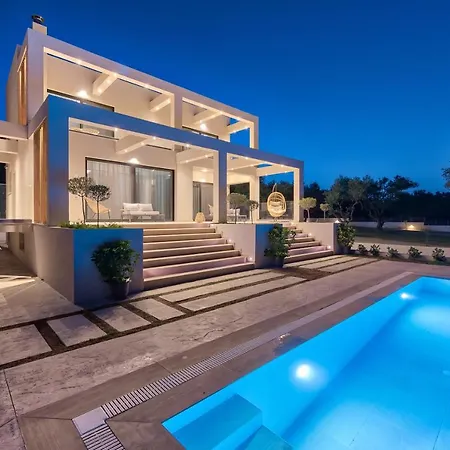 Delight Luxury - Contemporary Elegance & Tranquility, By Zantewize Villa *