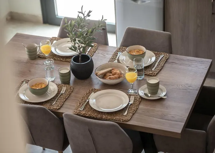 Delight Luxury - Contemporary Elegance & Tranquility, By Zantewize *