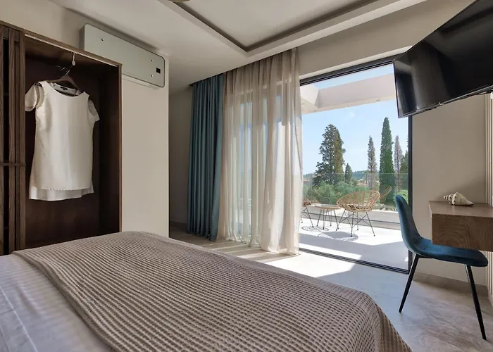 Delight Luxury - Contemporary Elegance & Tranquility, By Zantewize Pandokrátor