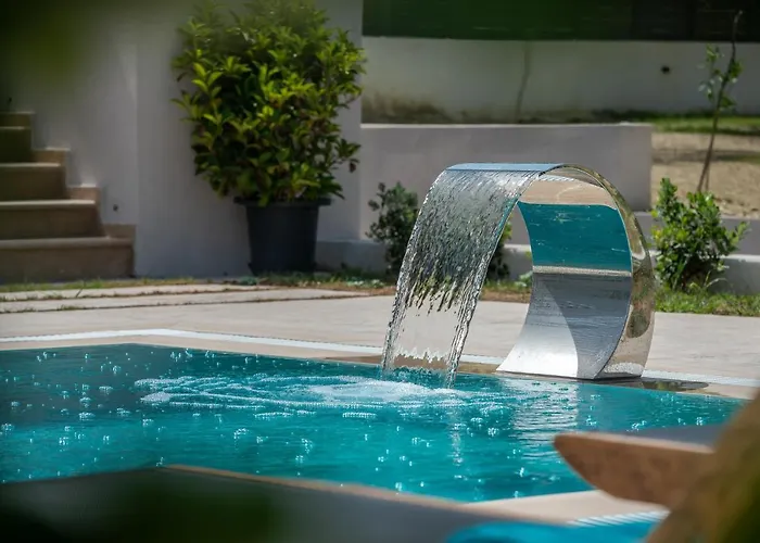 Villa Delight Luxury - Contemporary Elegance & Tranquility, By Zantewize