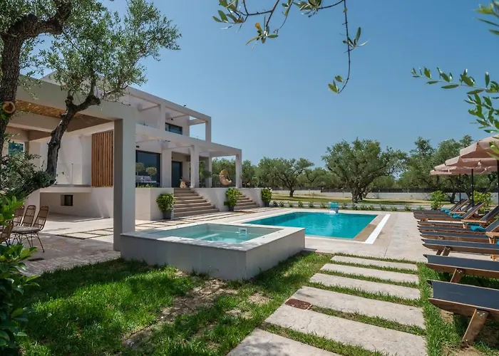 Villa Delight Luxury - Contemporary Elegance & Tranquility, By Zantewize Pandokrátor