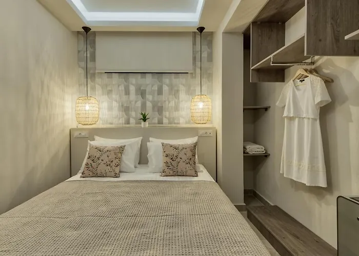 Delight Luxury - Contemporary Elegance & Tranquility, By Zantewize Villa *