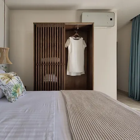 Vila Delight Luxury - Contemporary Elegance & Tranquility, By Zantewize Pandokrátor