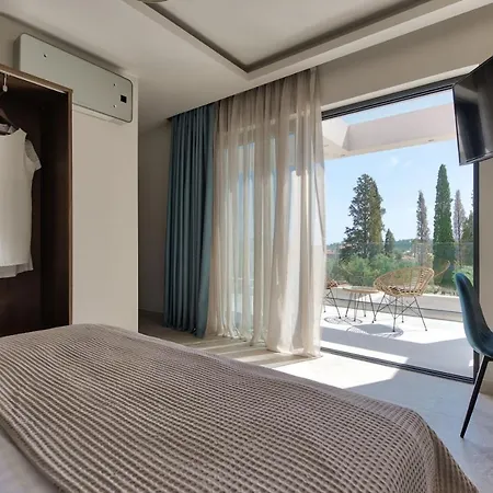 Delight Luxury - Contemporary Elegance & Tranquility, By Zantewize Pandokrátor