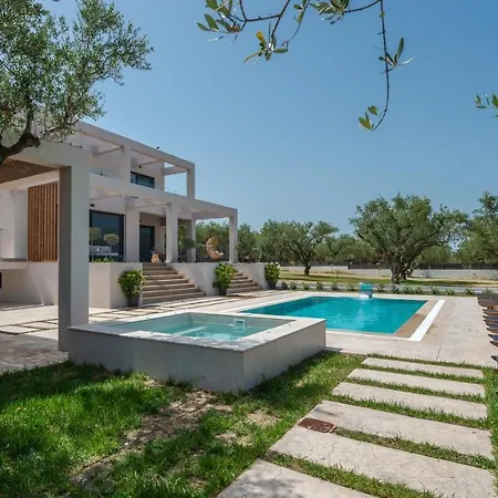 Vila Delight Luxury - Contemporary Elegance & Tranquility, By Zantewize Pandokrátor