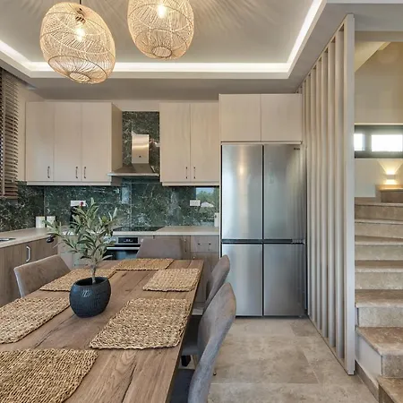 Delight Luxury - Contemporary Elegance & Tranquility, By Zantewize Pandokrátor