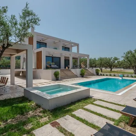 Delight Luxury - Contemporary Elegance & Tranquility, By Zantewize Pandokrátor